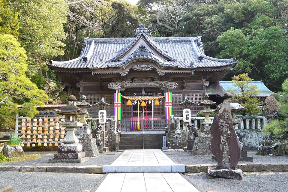 伊古奈比咩命神社（白浜神社）